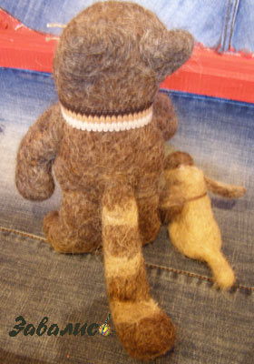 Котик з цуценям